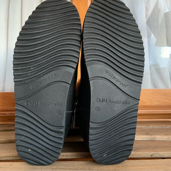 Emu Australia Latrobe Women's Black
Winter Boots Size 7 Leather Upper. - Picture 9 of 16